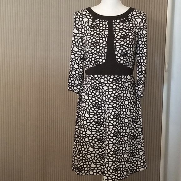 Nine West Dresses & Skirts - Nine West Sz:8 long sleeve black/white print dress